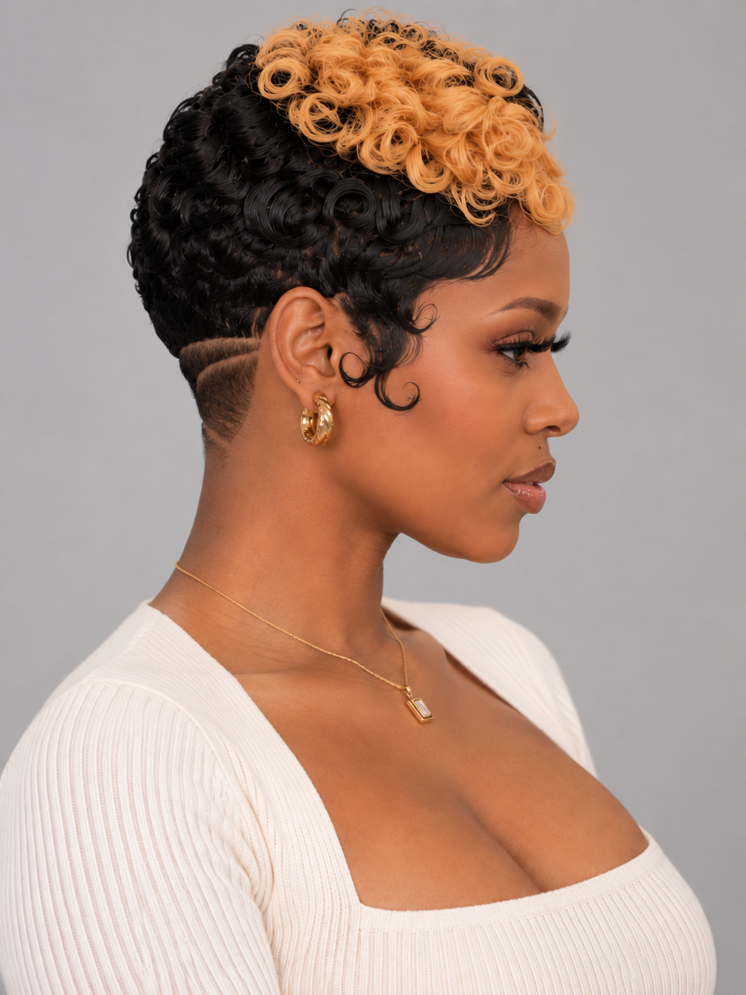 Loyalrose Pixie wig Curly 6 inches Black mix blond 100% human hair Skunk stripe style Glueless with Full lace TWA with Fade and Hard Part style 29